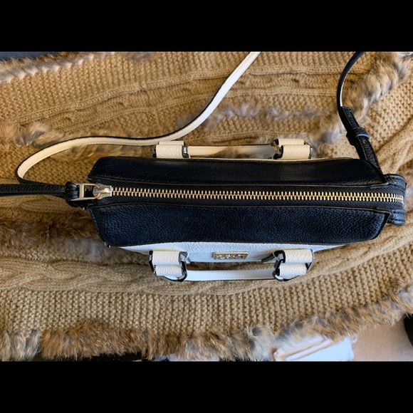 Crossbody Bag - Picture 7 of 10